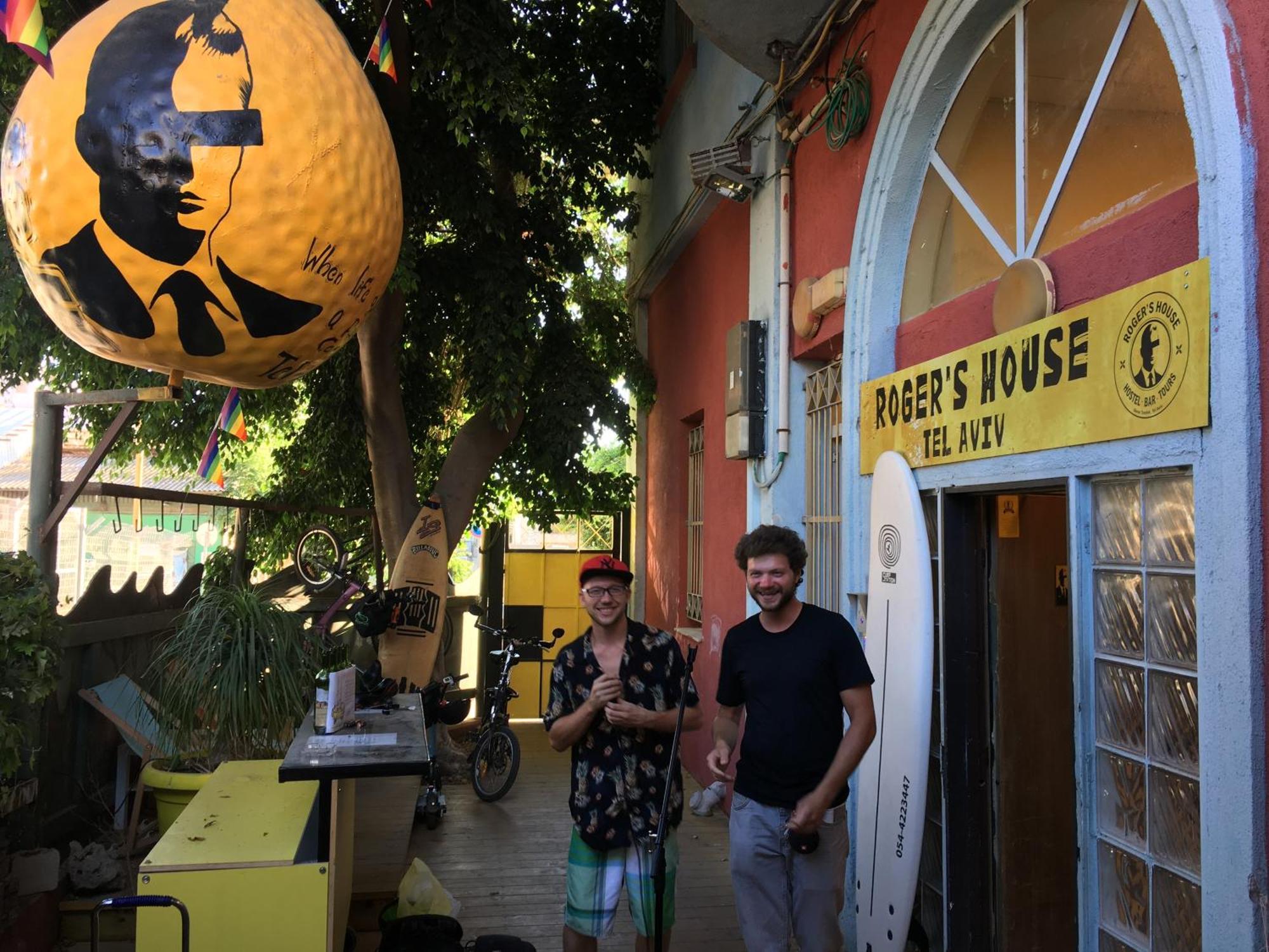 Roger'S Hostel Tel Aviv Exterior photo